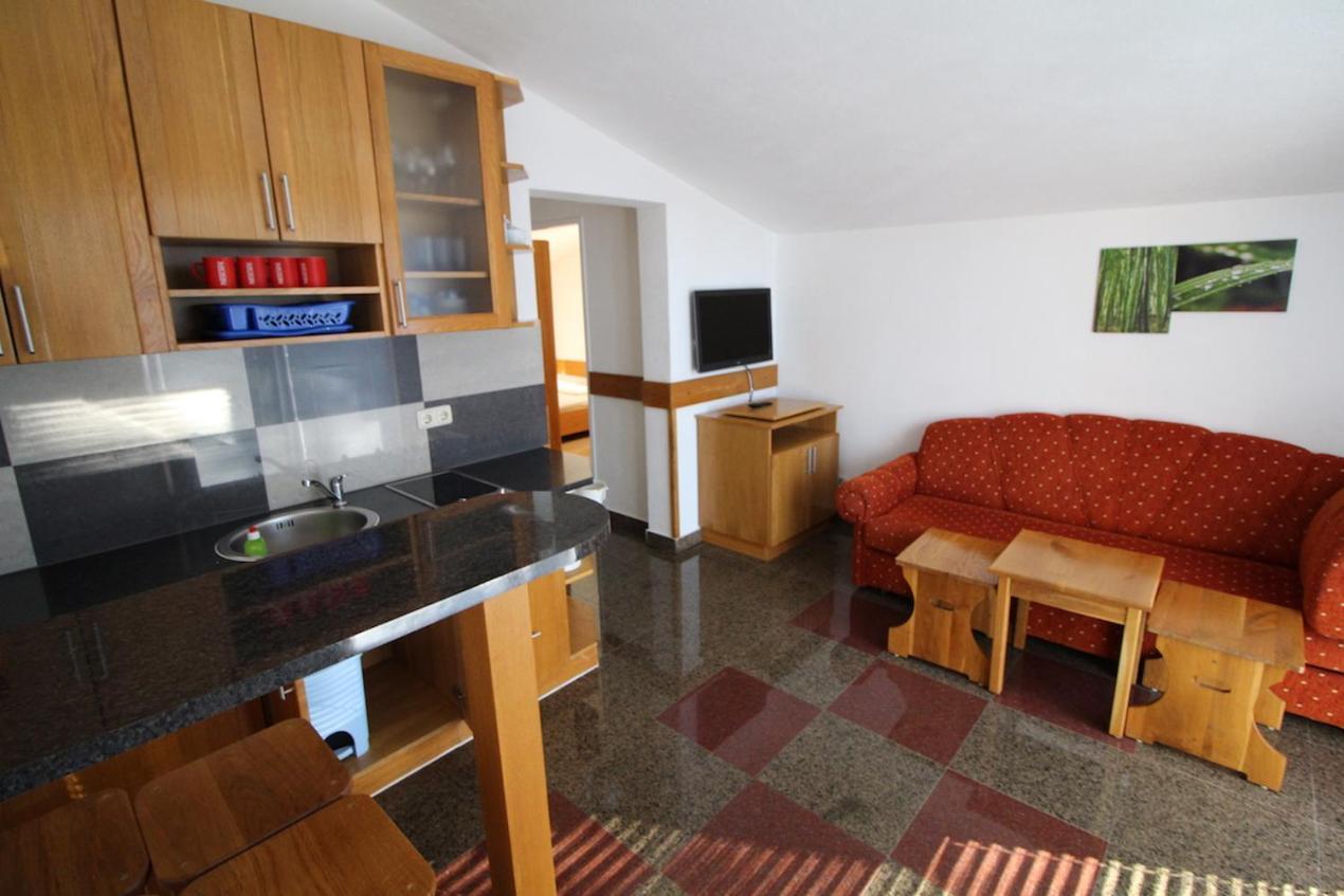 Apartments Helena Zadar Vrsi Extérieur photo
